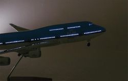 Led Airbus -kone Boeing 747 Dutch Airlines 1/150 -lentokoneen hartsikonemalli Päivitetty valaistusversio 47cm