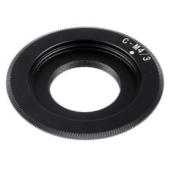 C-Mount to Micro Four Thirds -objektiivisovitin C/CS-kiinnitteisille objektiiveille MFT-kameran rungossa Musta