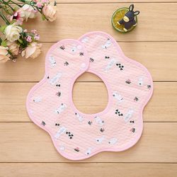 Spyt håndklædehagesmække 360 graders roterende blomsterform Vandtæt til børn Baby Soft Bibs Burp Cloths