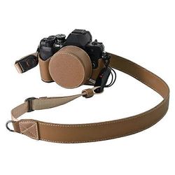 Nahkainen kamerakotelo puolikas rungon suojus Olympus OM-D E-M10 Mark IV: lle, linssinsuojus, olkahihna Khaki
