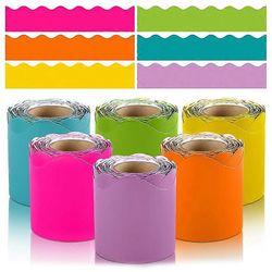 6 rullaa 198 jalan ilmoitustaulun reunat luokkahuoneeseen, paperirullan hilseilevät reunat, luokkahuoneen koristeluun Monivärinen