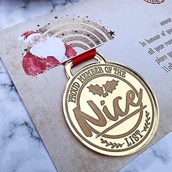 Nfxdw Jul Nice List Medalje Lykønskningskort, 2022 Ny julemandsgave Juleaften Nice List Medalje