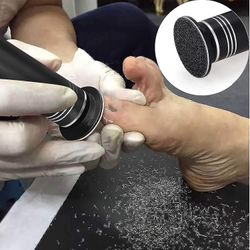 Päivitetty sähköinen callus remover (nopeus säädettävissä) 60kpl vaihto hiekkapaperi levyt, Professional Pedicure Jalka Tiedosto hiomakone miehille...