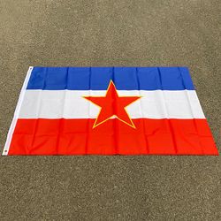 Carrep Aerlxemrbrae Flagg 90 * 150cm Jugoslavia National Flag Polyester Jugoslavia Banner for feiring Blå og hvit stripe 90 x 150cm