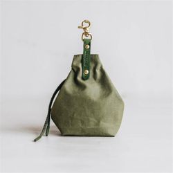 Hund Treat Pouch - Portable Hund Training Behandler Taske, snor forsegling metode og talje krog spænde Snack Bag Verde