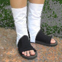 1 pari valkoista kenkäkantta Cosplay-kengät Naruto Akatsuki Ninja Pukukengät saappaat