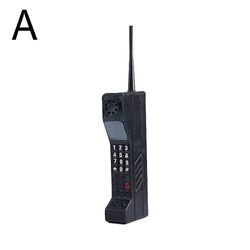 Klassinen vanha vintage ulkokäyttöön tarkoitettu retro tiili Dual Sim -matkapuhelinmalli Musta