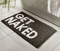 Get Naked Bath Mat - Svart-hvitt, vannabsorberende baderomsteppe med pop-up bokstaver, supermyk og sklisikker