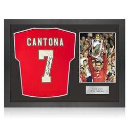 Exclusive Memorabilia Eric Cantona signerte Manchester United 2022-23 fotballdrakt. Ikonramme svart/sølv