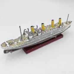 1:1250 Painevalettu laivamalli Toy Hmhs Britannic / Norja Ocean Liner Cruiser Replica Collection-Q Norway