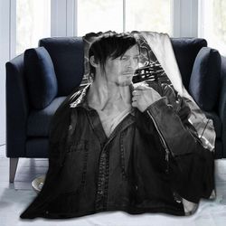 Kerota Norman Reedus Daryl Dixon 3D-tulostus karitsan pehmovuodevaatteet sisustus olohuoneeseen makuuhuoneen asuntolan sisustus ABD14712 50x40in 12...