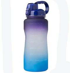 Lauwodun 2.2l Gradient Color Høj temperatur resistente Plastic Cup Straw Bounce Fitness Udendørs Sport Stor kapacitet Vandflaske lilla til blå