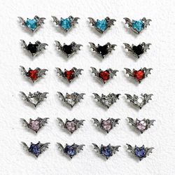 Bat Love Wings Nail Art Tillbehör Partihandel Halloween Cool Mörk Stil Nagel Tillbehör 25st