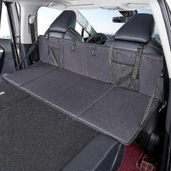 auto retkeilysänky auton jatkolauta maastoauto taitettava patja auto takana makuualusta jatkolauta musta