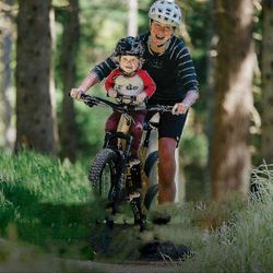 2024 eteen asennettu polkupyörän lastenistuin lasten yläputkipolkupyörän irrotettava istuin ja käsinojat