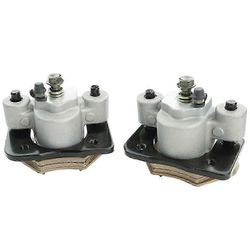 Takajarrusatula edessä jarrupalat 1436-422 1436-423 ATV Arctic Cat Alterra 250 300 350 400 450 500 550 650 700 1000