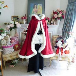 Aikuinen lapsi Cosplay Jouluvaippa Punainen Sametti Joulupukki Ylellinen viitta Viitta Valkoinen pörröinen viitta Kuuma