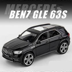 1:32 Alloy s GLE 63S Coupe Car Model Diecasts Ajoneuvot Metalli Pull Back Car Simulation Sound Light Lasten lahjakokoelma Musta