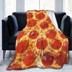Kerota mukava pizzatuulettimen heittohuopa, pepperoni-peitot pehmeä ja kevyt flanelliheitto, joka sopii käytettäväksi vuodesohvassa, olohuoneen soh...
