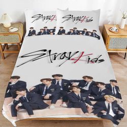 Vuodevaatteet setti WM524 Stray Kids vuodevaatteet pussilakana Mukava ja kevyt sarjakuvavuodevaatteet 3-osainen (useita kokoja) SW524 Single135x200cm