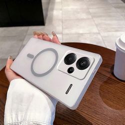 Xiaomi Redmi Note 13 Pro+ 5G -kotelolle, joka on yhteensopiva MagSafe Precise Cutouts -mattapintaisen PC-puhelimen kuoren kanssa Monivärinen Titani...