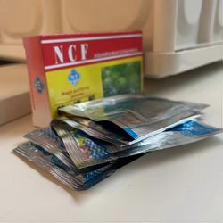 5 pakkausta / laatikko Aquarium Water Magic Purification Powder Nopea vedenpuhdistus Aquarium Purifier Aquarium tarvikkeet 1 Box