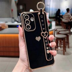 Samsung Galaxy A56 5G Kotelo Ranneke Jalusta Love Heart TPU Puhelimen Kansi Sormipidike - Musta Monivärinen Black