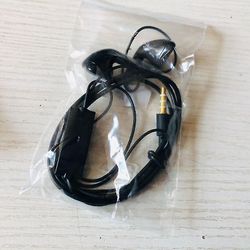 Universal trådbundna hörlurar hörlurar headset med telefon stereo bas öronproppar sport 1st svart