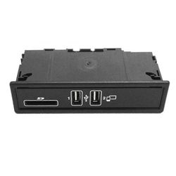 2058200226 USB-portin kortinlukija Mercedes-Benz W205 W213 W253 C180 C260 GLC200 E180 USB-keskittimelle USB S