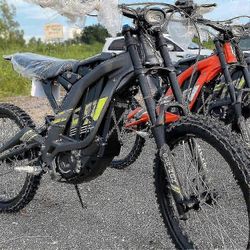 Sur-ron Light Bee X S sähköinen maastopyörä Surron elektroninen suojalevy pohjan suojakansi alempi suojalevy