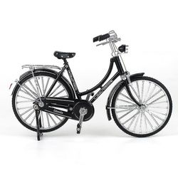 1:10 Alloy Classic Retro -polkupyörän mallikoriste Musta Woman Style