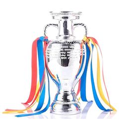 2024 Jalkapallo, U-24 2024 Saksa Trophy Resin Cup Malli Matkamuisto 26cm Hopea