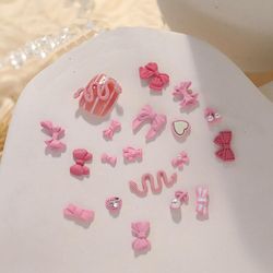 38 Mixed Cream Powder Nail Art Tilbehør Metallisk Pink Tredimensionel Love Bow Cross Lille tilbehør 3d Pink Nail Tilbehør