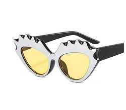 Langytx 2022 Nye kvinders solbriller Small Box Cat Eye Lace Eyewear Catwalk Personlighed Fashion Ins Mænds solbriller BLÆK7 Normal