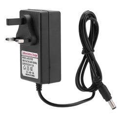 AC 100-240V DC 21V 2A turvallinen latausvirtalähde Litiumioniakkulaturi UK Plug