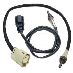 2PCS edessä ja takana O2 02 happianturi Dyna FXD Softail FLS V-Rod VRSC 2012-2017 32700005 32700006