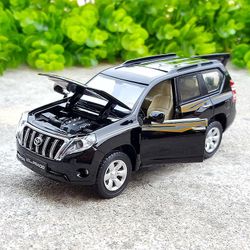 Korkean simulaation hienot Diecaststoi-ajoneuvot: Shenghui-auton muotoilu Toyota Land Cruiser Prado Suv 1:32 kevytmetalliseos painevalettu automall...