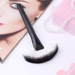 Fashion Makeup Stor Fan Blush Face Pulver Foundation Kosmetisk Brush