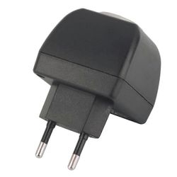 Kannettava EU-pistoke 220V AC - 12V DC-muunninsovitin Auton pistorasia Autolaturi Mengxi