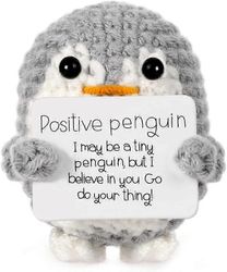 Mini hauska positiivinen pingviini, neulottu lelu positiivisella kortilla emotionaalinen tuki virkattu nukke piristävä lahja perheen ystäville Harm...