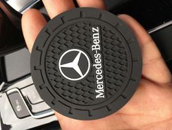 Benz Car Cup Coaster 2PCS, Autotarvikkeet 2,75 tuumaa, liukumaton sisälasinalus, sopii useimpiin auton sisätiloihin, auton lisävaruste