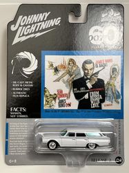 Johnny Lightning James Bond 007 Venäjältä rakkaudella Ford Ranch Wagon 1960 Valkoinen 1:64 Johnny L JLPC007