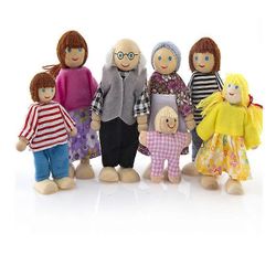 Puinen nukkeperhe 7 perheenjäsenen setti