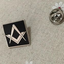 Bricks Masons Firkantet og kompas revers pin