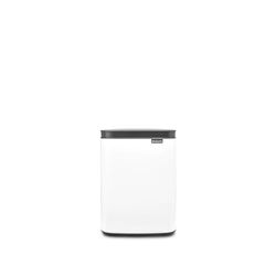 Brabantia - Poubelle de 4L - Petite & élégante - Ouverture facile et couvercle à fermeture souple - Hygiénique et peu encombrante - Fixation murale - pour salle de bain, toilettes, chambre - White