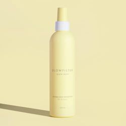 Nebbia Corpo Protezione Solare Invisibile - SPF 50+, Spray Oil Free - Protegge e Idrata Effetto Seta per Tutti i Tipi di Pelle - 250 ML, Vegana - Glowfilter by Marta Lozano