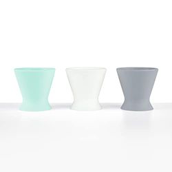 Porte biberons mains libres Bokee d'Ingenuity - Biberon facile une seule main ou tasse d'apprentissage pour bébés à grands enfants. Couleur : Gris