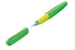 Pelikan 807258 - Pluma estilográfica Twist cartucho de tinta azul incluido, mango ergonómico, para usuarios diestros y zurdos, uso escolar, punta de acero M, Verde neón