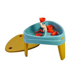 FEBER - Casual Play Table, Table de Jeux 3 en 1, Petite Table pour Enfants pour Jardin extérieur, 3 Compartiments pour Eau, Sable et Dessins, Accessoires Inclus, à partir de 2 Ans, Famosa (FEU14000)