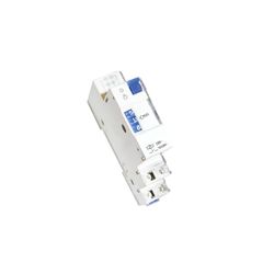 Luce automatica per scale, progettata per l'uso su guida DIN, che si accende durante il rilevamento del movimento, fornendo sicurezza e comfort in ambienti interni ed esterni.